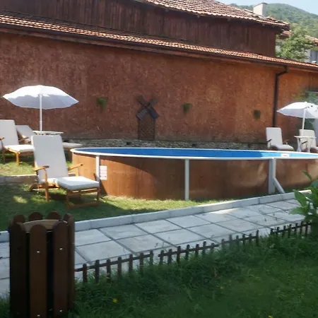 Simona 3*